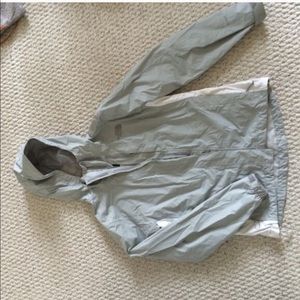 Small Women’s Grey North Face Rain Coat